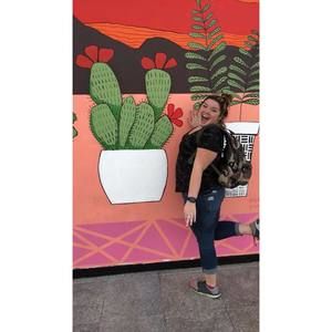 Meet your Posher, Julia